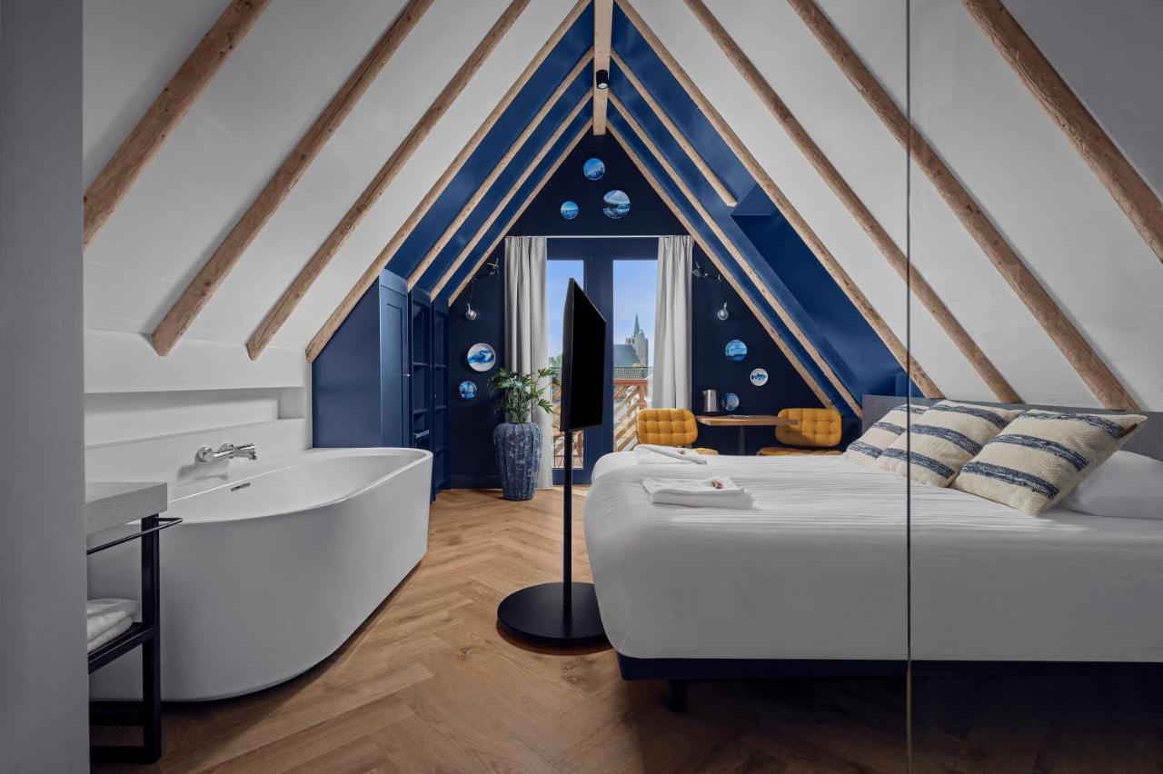 Noordzee Hotel 4*